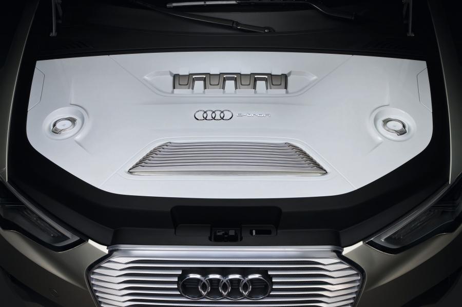 Моторный отсек Audi A3 e-Tron Sedan Concept 2011 года  (фото 4 из 13)